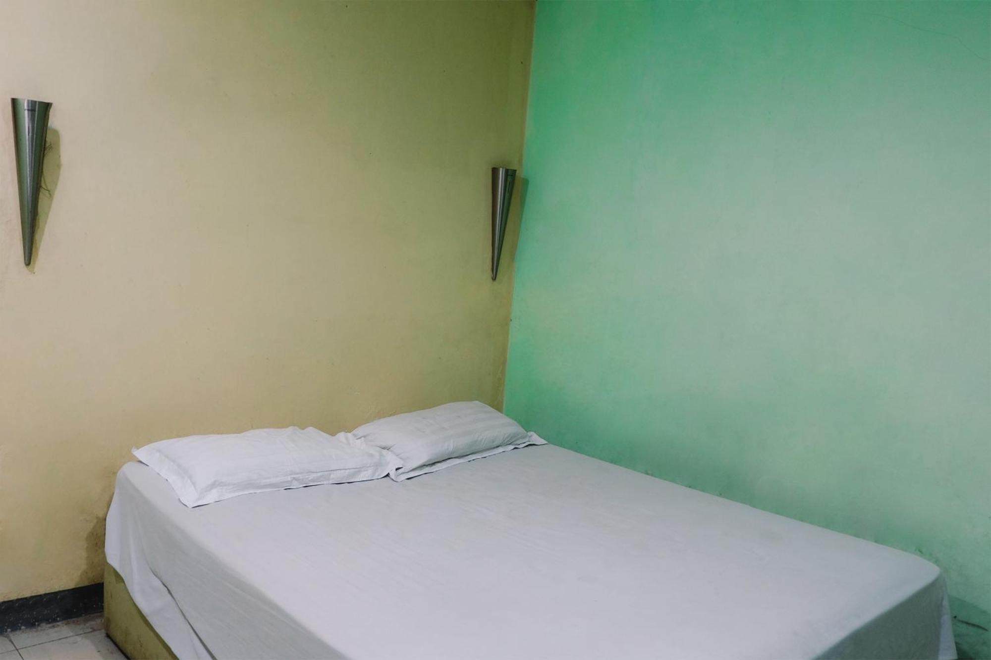 King Stone Hotel Mencil Экстерьер фото
