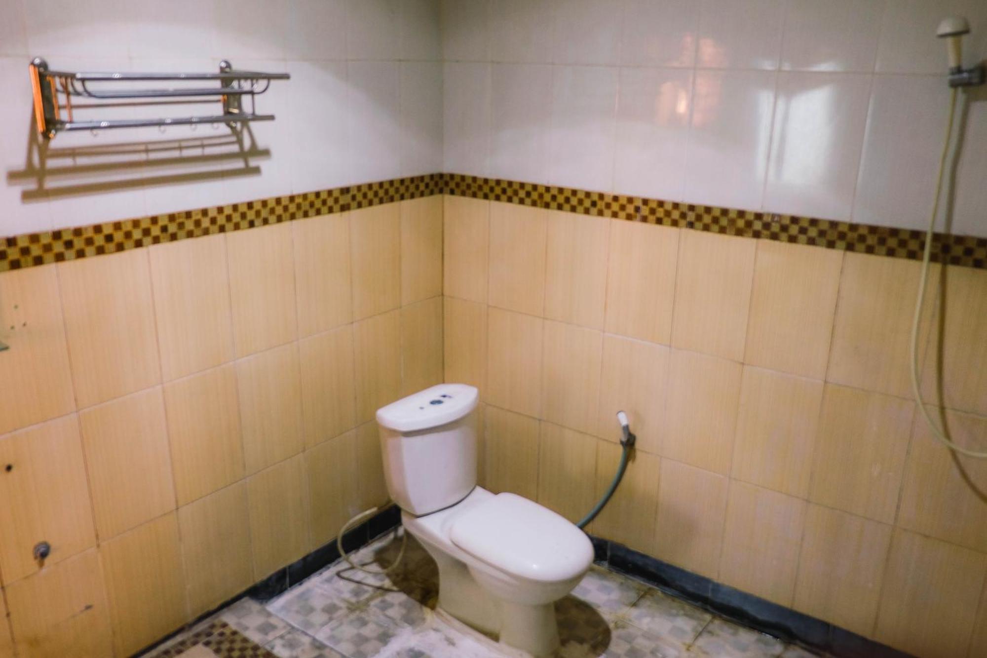 King Stone Hotel Mencil Экстерьер фото